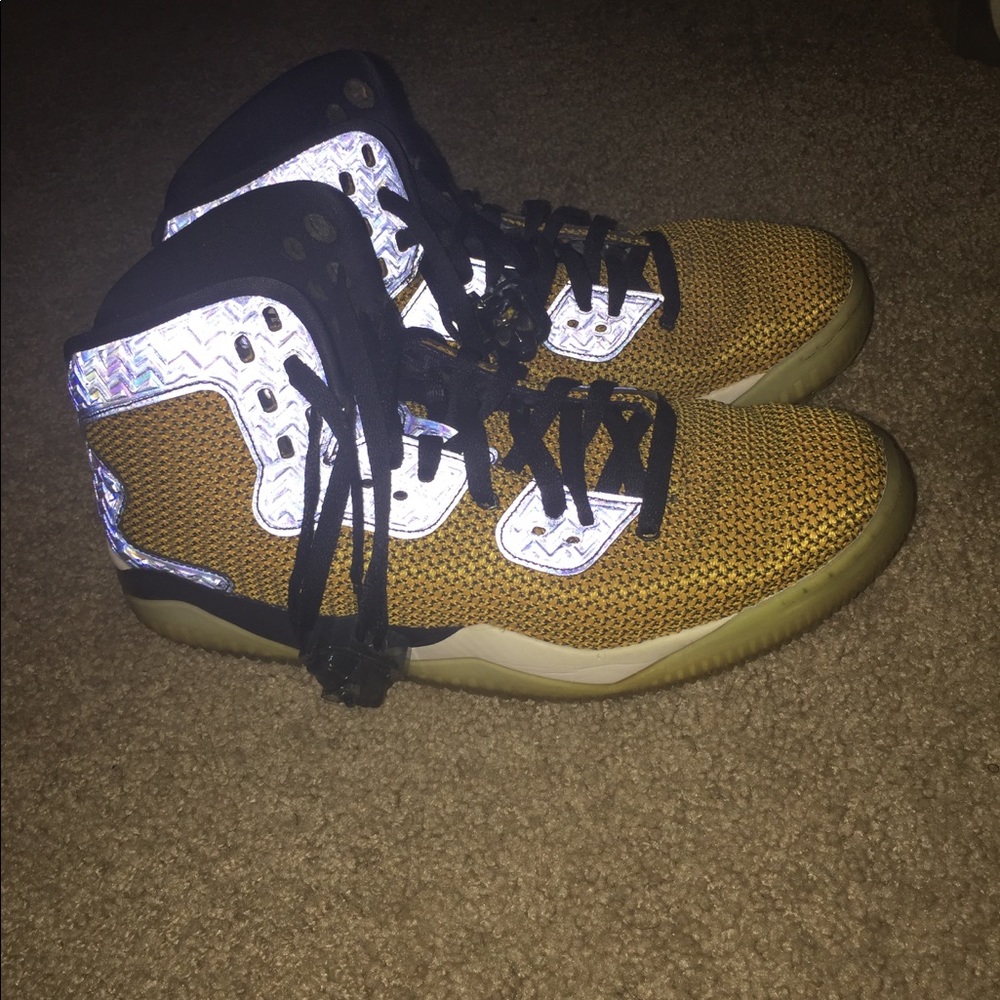 Jordan Retro High Tops